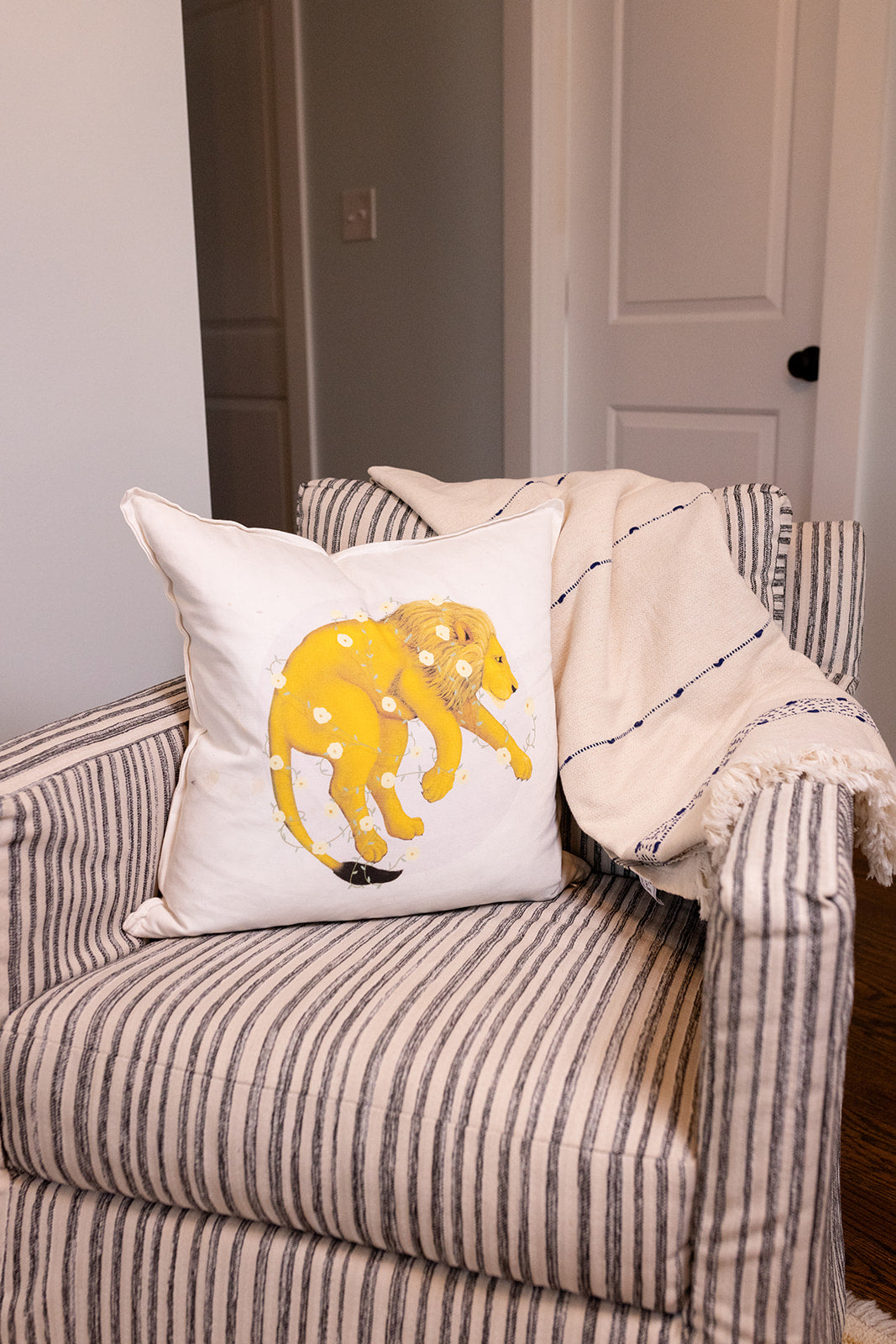 Linen Accented Throw