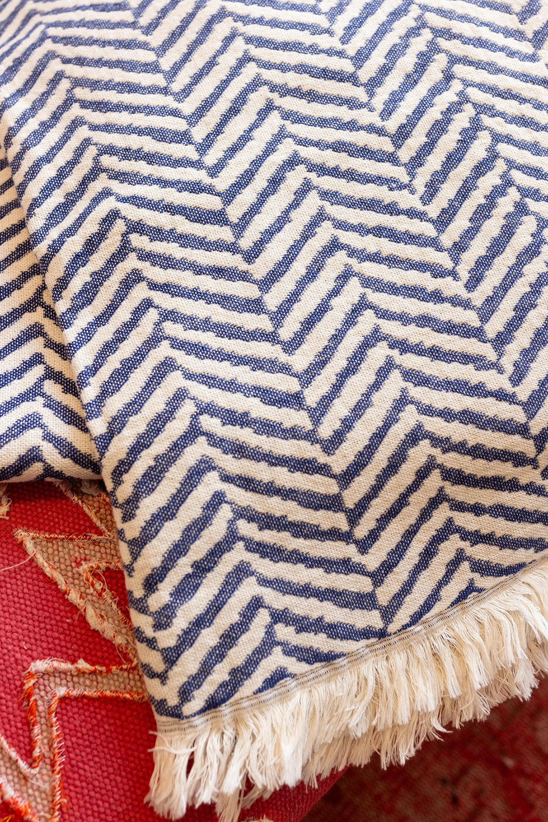 Zig Zag Throws - Wholesale