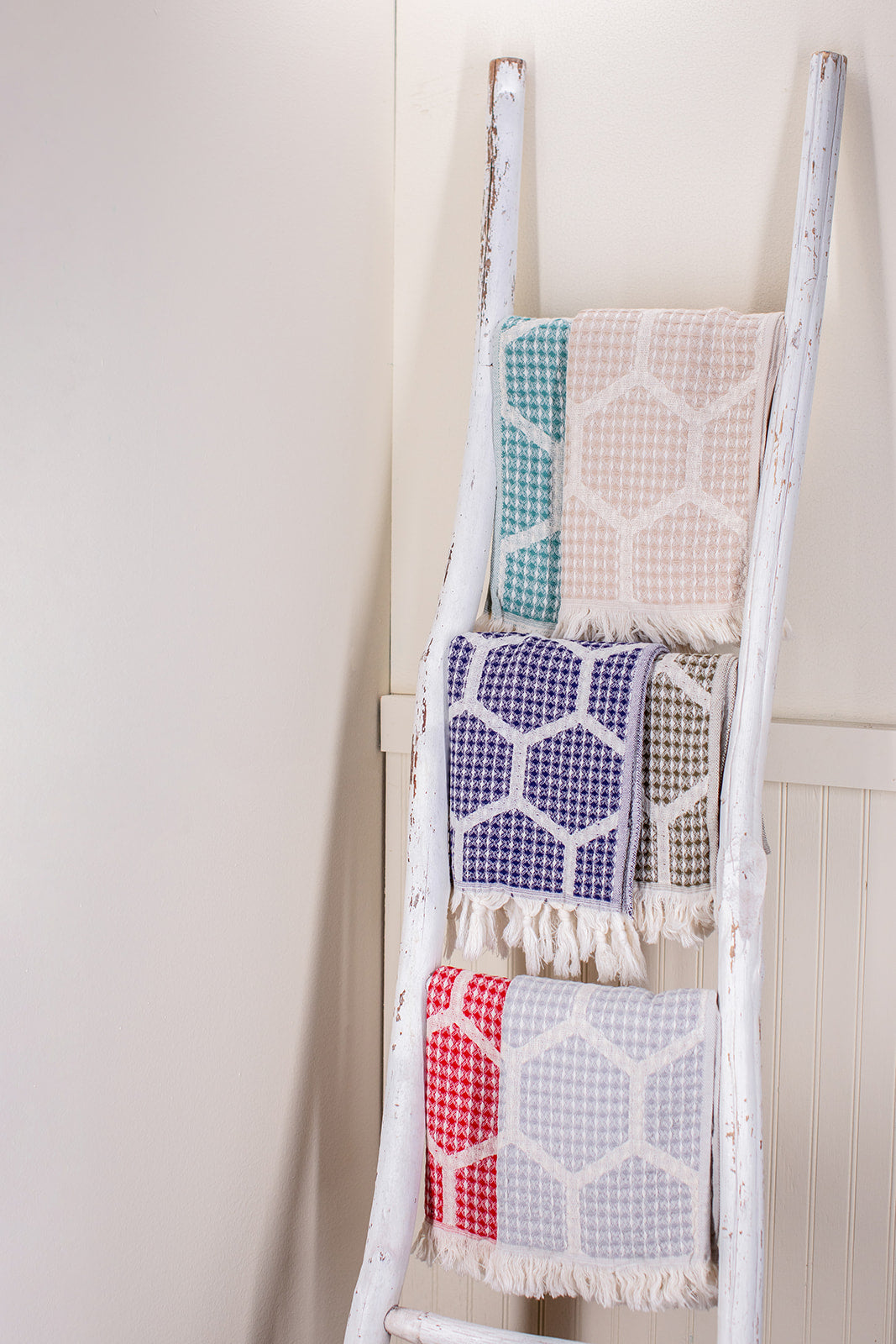 Bee Hive Hand Towels