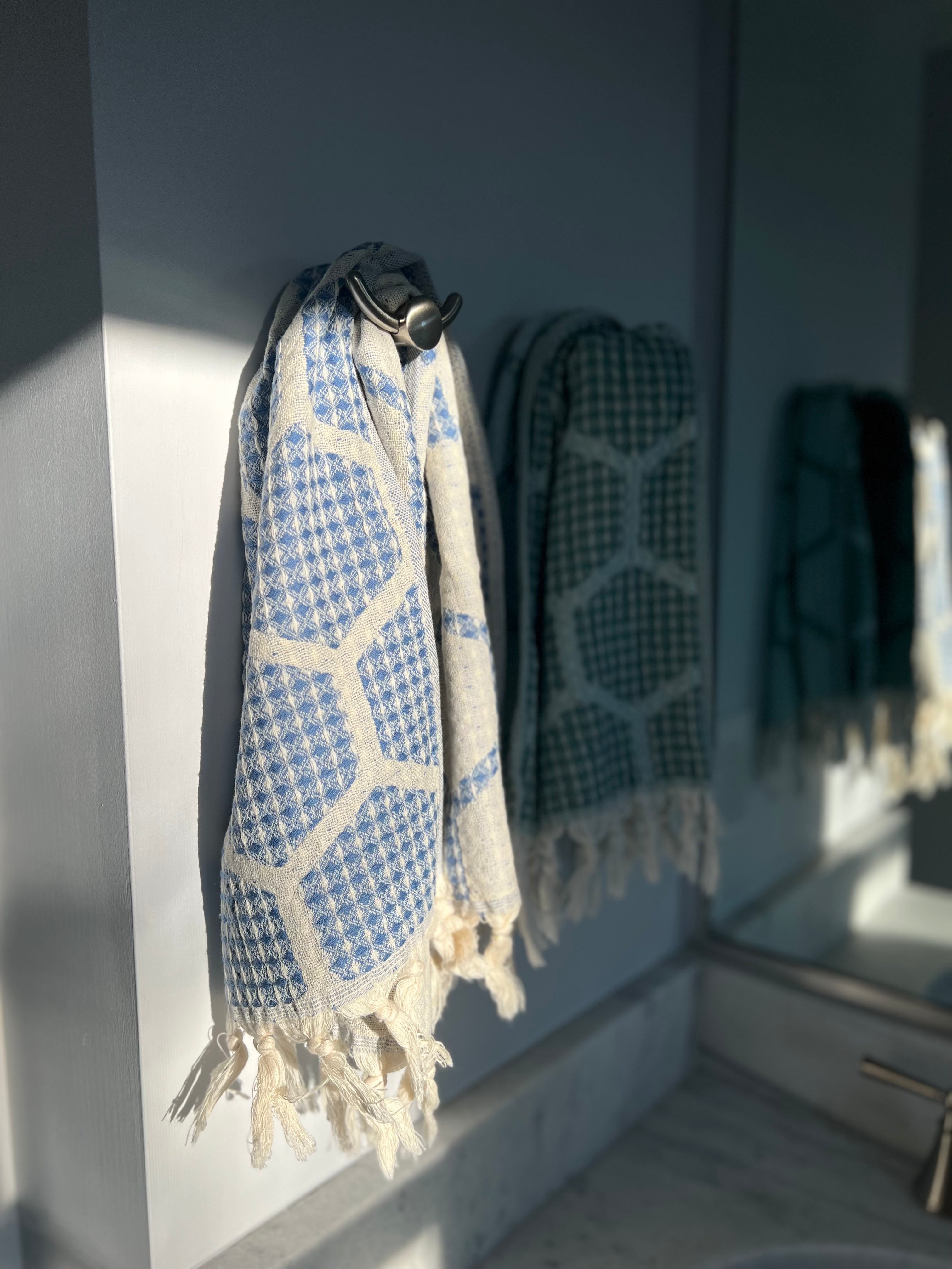 Bee Hive Hand Towels