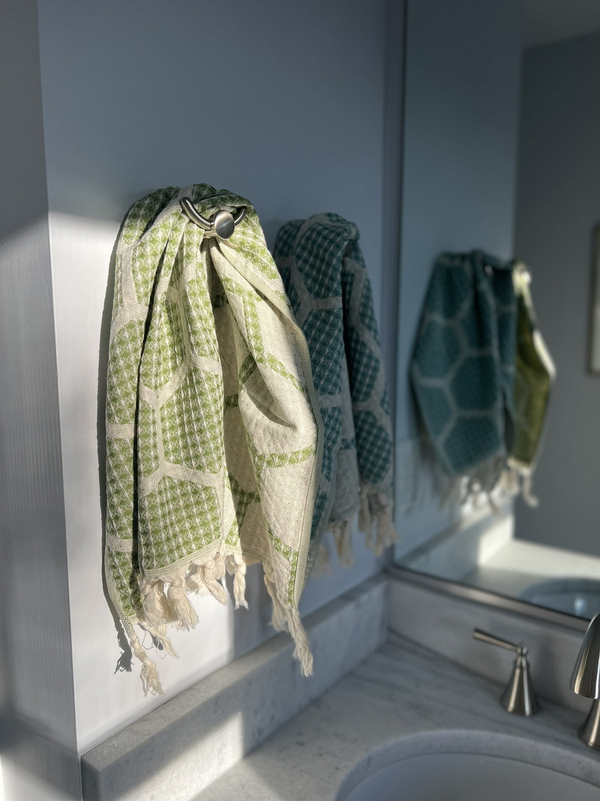 Bee Hive Hand Towels