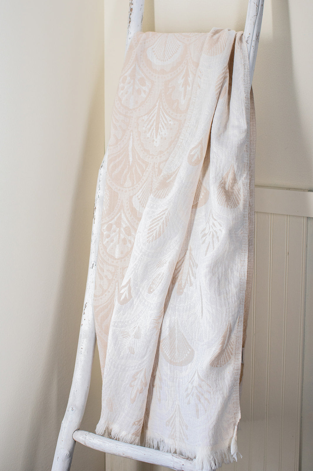 Palmette Towel
